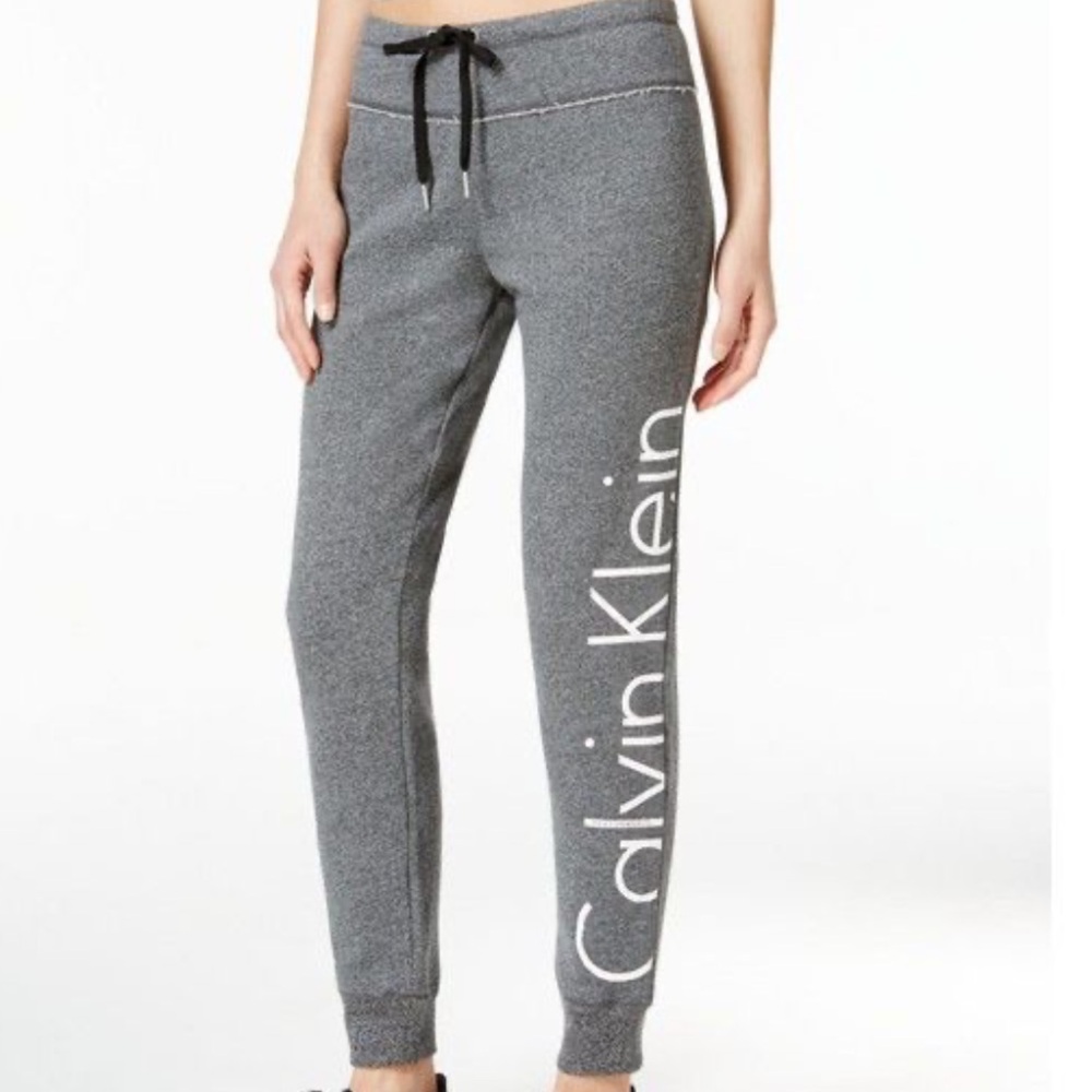 CALVIN KLEIN Sweats